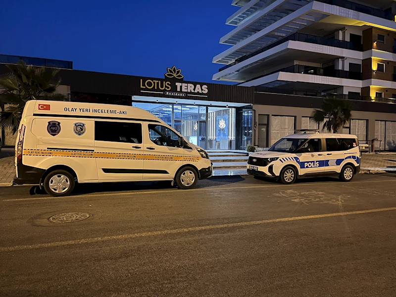 Havuzda boğulma tehlikesi geçiren çocuğa ilk müdahaleyi Almanya