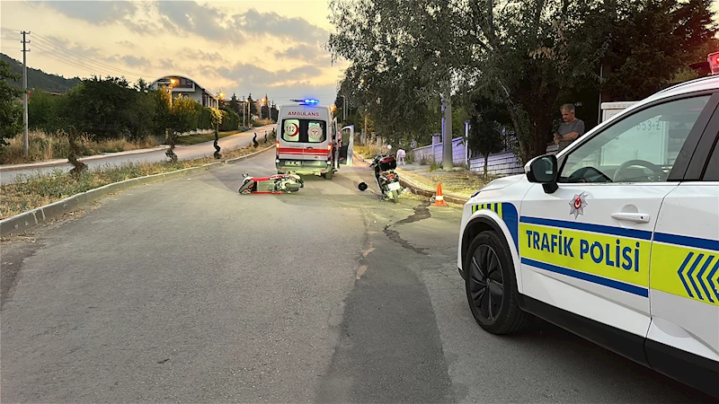 Kütahya’da, kaldırıma çarpan motosikletin sürücüsü ağır yaralandı