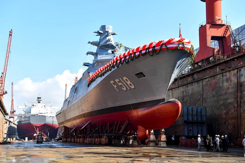 Yalova’da inşası tamamlanan TCG İçel denize indirildi (2)