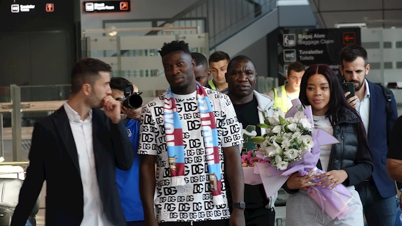  Trabzonspor’un yeni transferi Onana şehre geldi