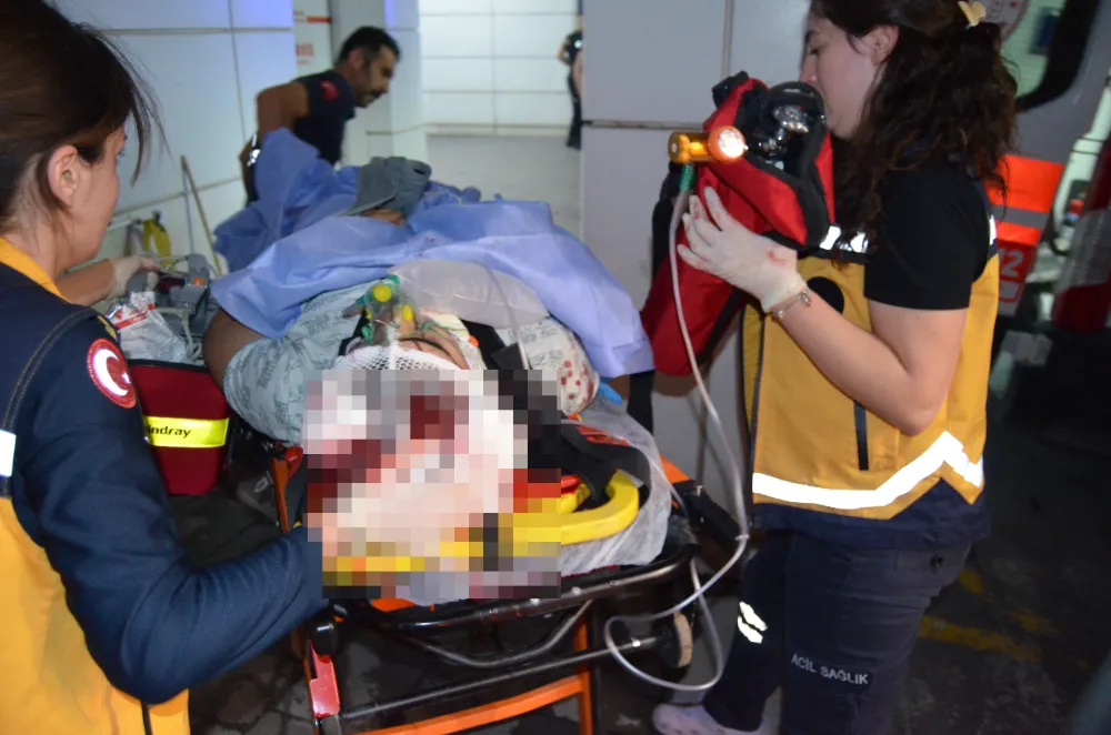 Annesi, kardeşi ve komşusunu tabancayla vurup, intihara kalkıştı
