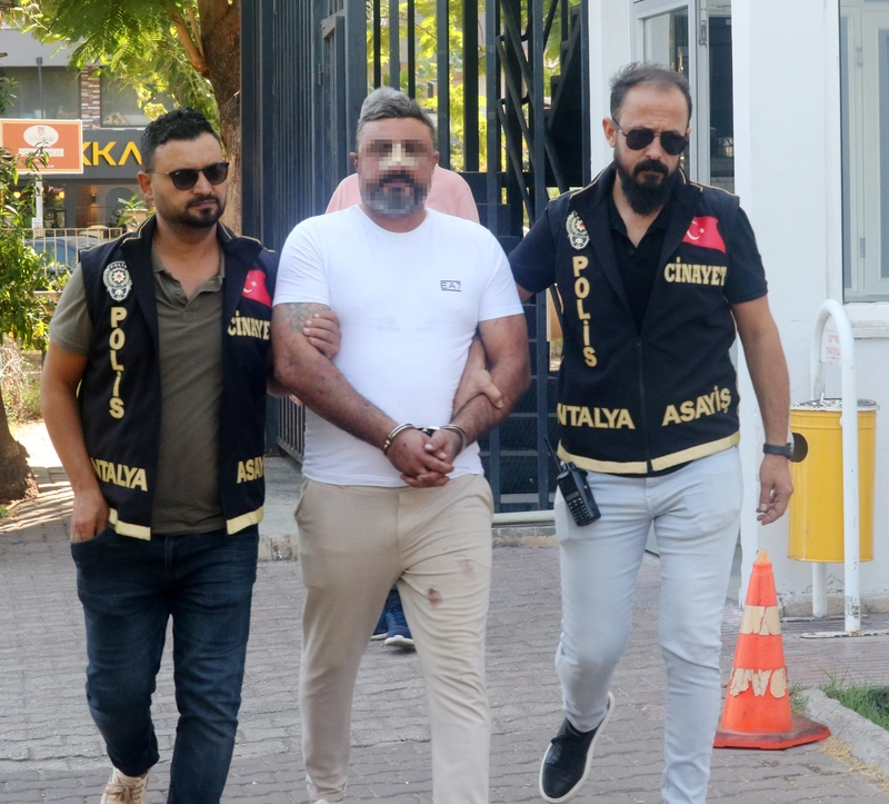 Trabzonsporlu eski futbolcunun oğlu Antalya