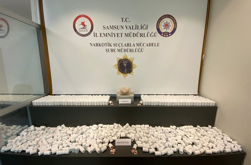 Bulaşık makinesinde 53 bin uyuşturucu hap ele geçirildi