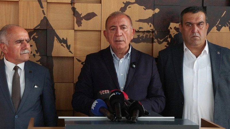İstanbul - Gürsel Tekin: Kongre tartışması içine girmiyorum - 2 / Ek bilgi - Ek görüntü