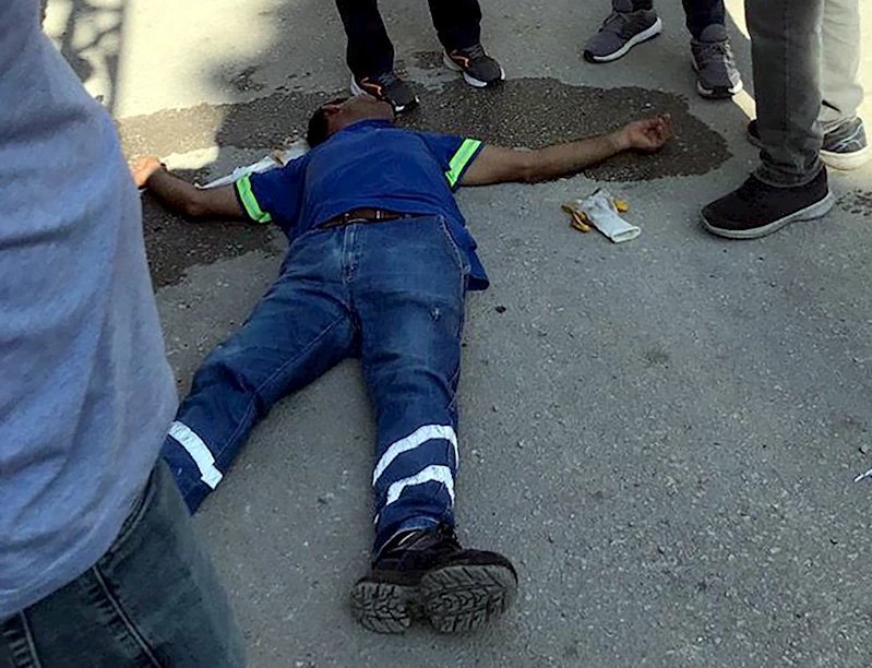 Balkondan sokağa çöp atıp, tepki gösteren temizlik işçisini darbettiler
